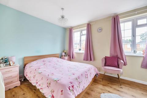 61 Bucklers Way, Carshalton, SM5 2DZ