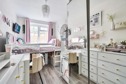 61 Bucklers Way, Carshalton, SM5 2DZ