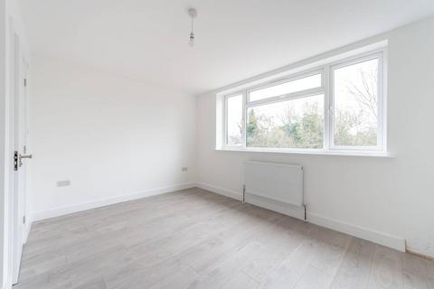 4 bedroom house to rent, Woodgrange Avenue, Kenton, Harrow, HA3