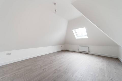 4 bedroom house to rent, Woodgrange Avenue, Kenton, Harrow, HA3