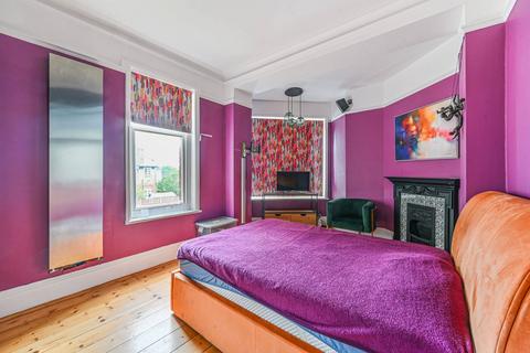 3 bedroom maisonette for sale, Barcombe Avenue, Streatham Hill, London, SW2