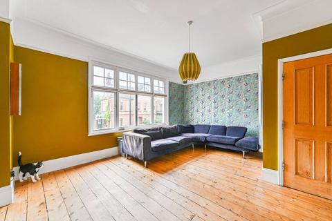 3 bedroom maisonette for sale, Barcombe Avenue, Streatham Hill, London, SW2