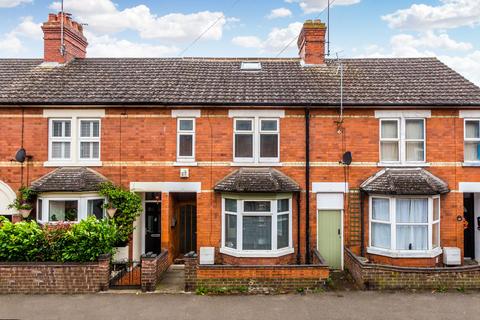 4 bedroom terraced house for sale, Oswald Road, Rushden NN10