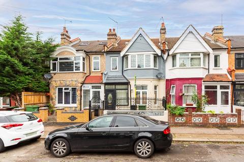 5 bedroom terraced house to rent, Cecil Road, Walthamstow, London, E17