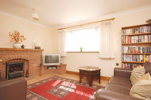 1 bedroom maisonette for sale, Baird Drive, Wood Street Village, Guildford, GU3