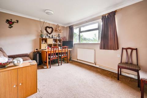 1 bedroom maisonette for sale, Baird Drive, Wood Street Village, Guildford, GU3