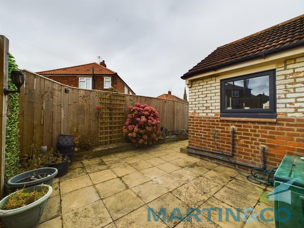 Side patio