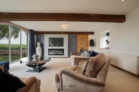 4 bedroom barn conversion for sale, Rackford Farm, North Anston S25