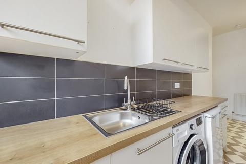 2/3, 3 Caird Drive, Glasgow, G11 5DZ