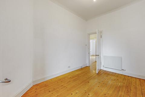 2/3, 3 Caird Drive, Glasgow, G11 5DZ