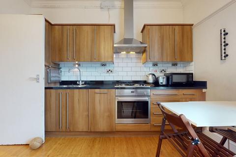 2 bedroom flat to rent, King's Cross Road