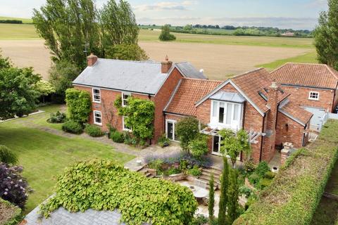 6 bedroom detached house to rent, North Ormsby, Louth LN11 0TJ