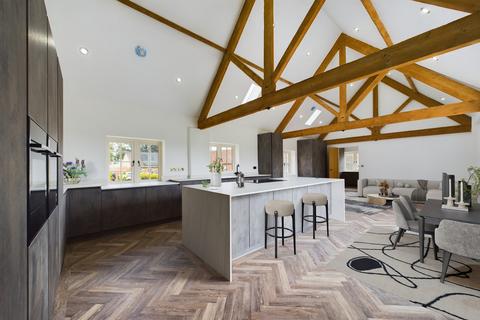 5 bedroom barn conversion for sale, Woodhouses, Melbourne