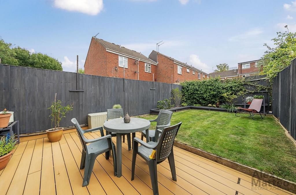 Foundry Close