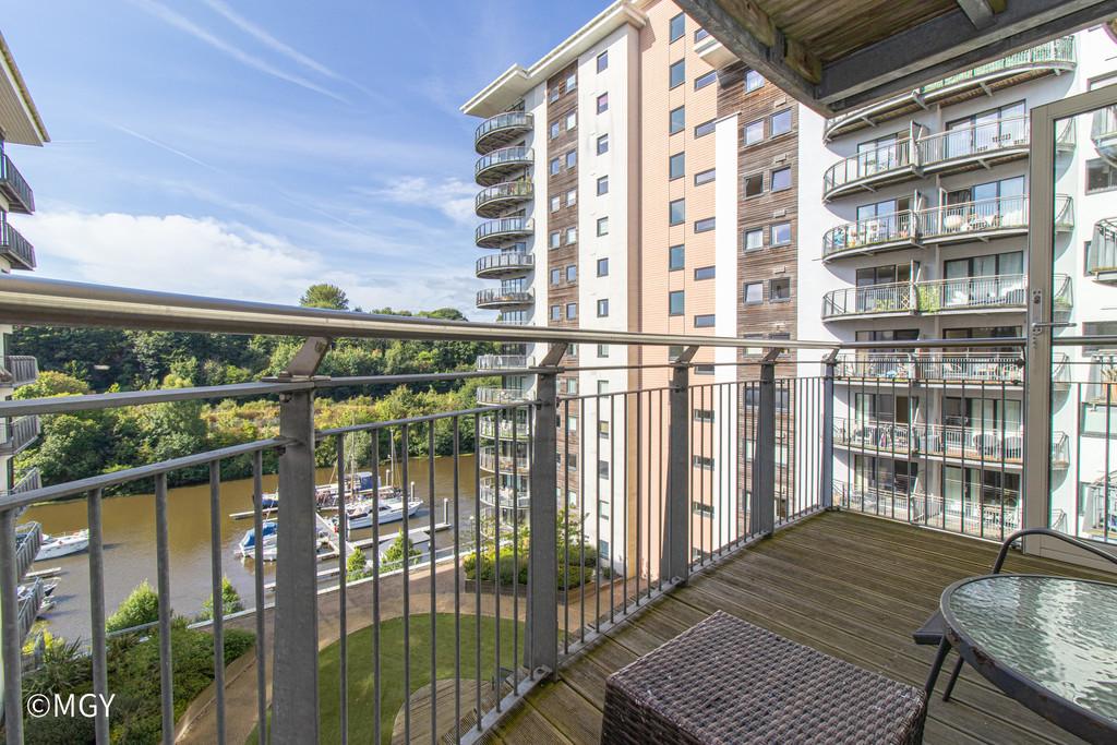 Picton, Victoria Wharf, Cardiff Bay 2 bed apartment to rent £1,250