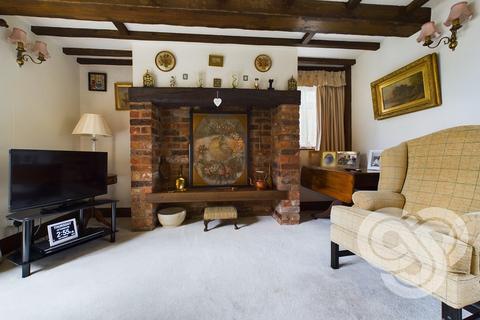 3 bedroom cottage for sale, Station Road, Barton under Needwood