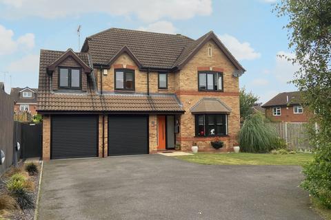 5 bedroom detached house for sale, Demontfort Way, Uttoxeter