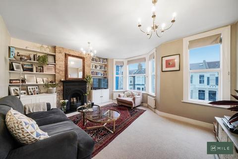 2 bedroom apartment for sale, Purves Road, Kensal Rise NW10