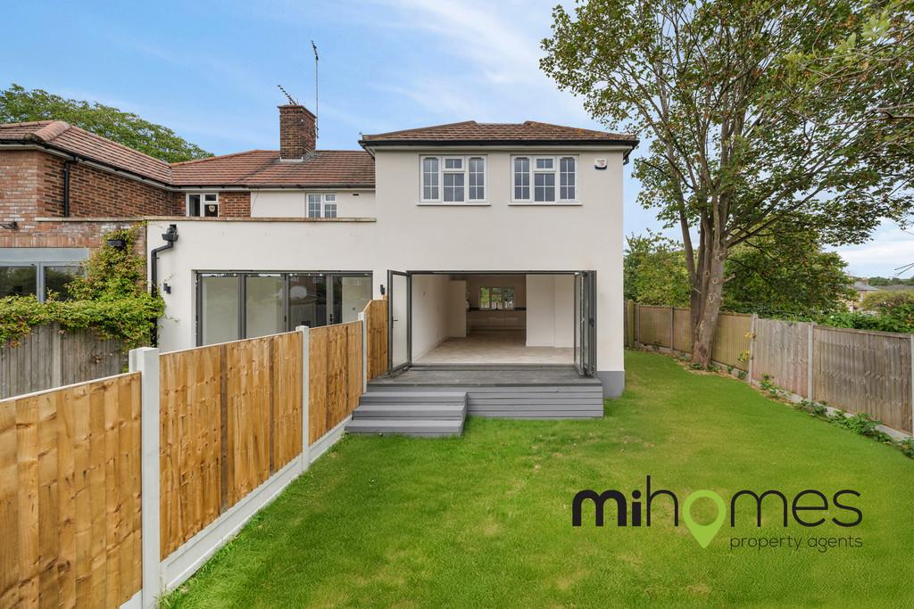 Mays Lane, 2 bed end of terrace house for sale £550,000