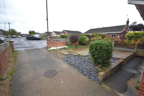 2 bedroom semi-detached bungalow for sale, Everetts Close, Doncaster DN11