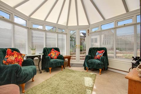 29 Highfield, Northam, Bideford, EX39 1BB