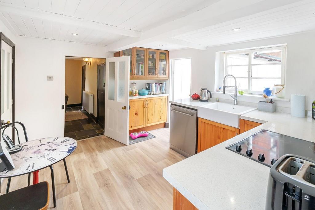 KITCHEN BREAKFAST ROOM.jpg