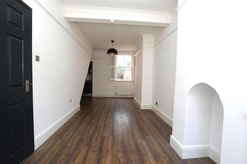 3 bedroom terraced house for sale, Steele Street, Chester, Chester