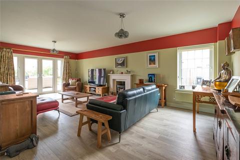 20 Blackthorn Grange, Thame, OX9 3GG