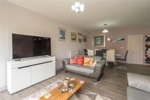 20 Blackthorn Grange, Thame, OX9 3GG