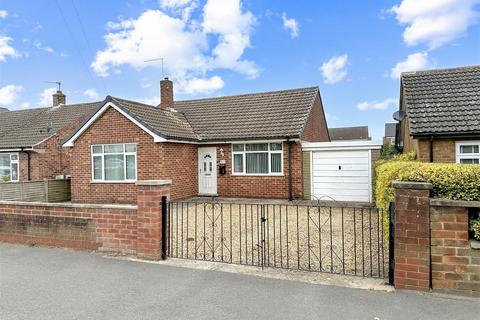 2 bedroom detached bungalow for sale, Bowbridge Road, Newark