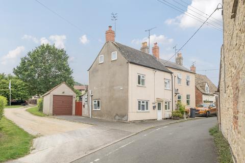 2 bedroom semi-detached house for sale, Shute Street, Stonehouse GL10