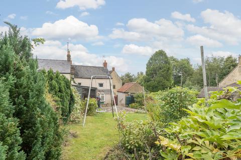 2 bedroom semi-detached house for sale, Shute Street, Stonehouse GL10