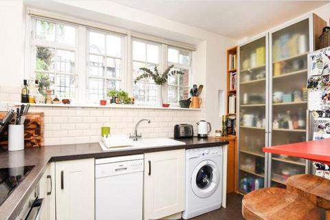 1 bedroom flat to rent, Holly Lodge Mansions Oakeshott Avenue Highgate N6