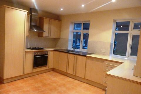 2 bedroom flat to rent, Cervantes Court, Northwood, HA6