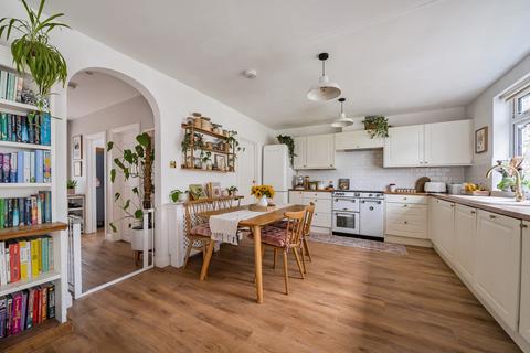 Maybury Goose Rye Road, Worplesdon, Guildford, GU3 3RJ