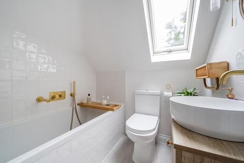 Maybury Goose Rye Road, Worplesdon, Guildford, GU3 3RJ