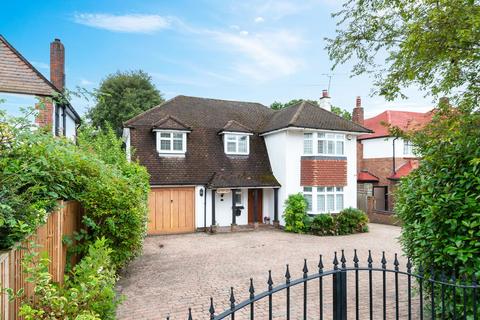 4 bedroom detached house for sale, Clarendon Way, Chislehurst BR7