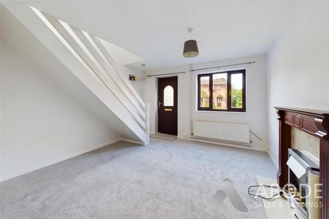 11 The Cloisters, Burton-on-trent, DE15 9AH