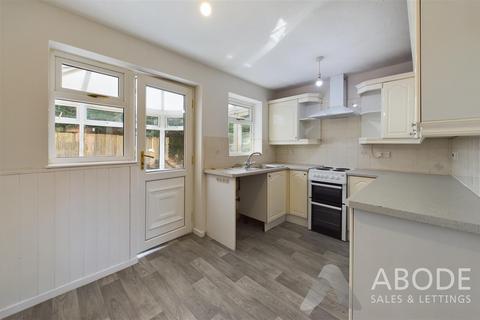 11 The Cloisters, Burton-on-trent, DE15 9AH
