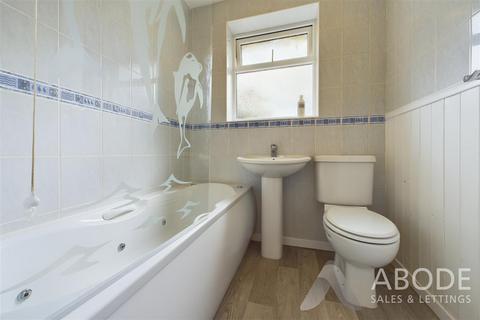11 The Cloisters, Burton-on-trent, DE15 9AH