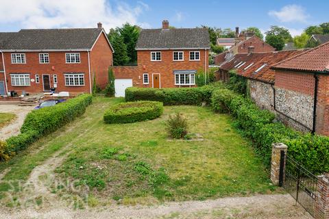 3 bedroom detached house for sale, Hellesdon Mill Lane, Norwich