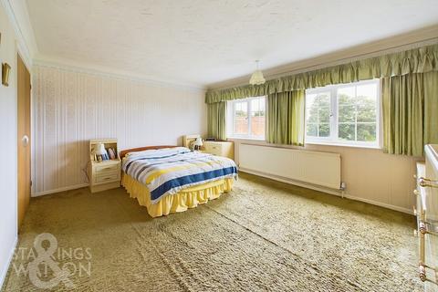 3 bedroom detached house for sale, Hellesdon Mill Lane, Norwich