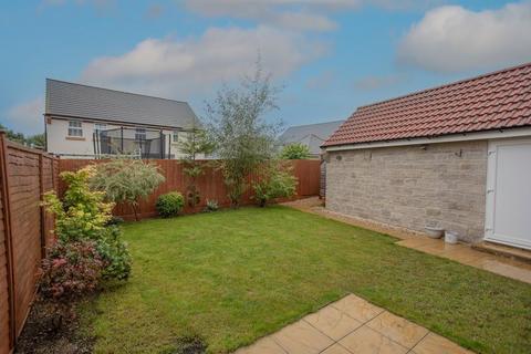 3 bedroom semi-detached house for sale, Poppy Road, Somerton