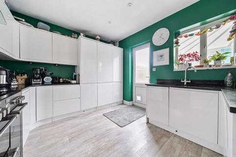 4 bedroom terraced house for sale, The Course, London SE9