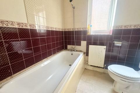 9 Meadow Croft, Waltham, Grimsby, DN37 0EQ
