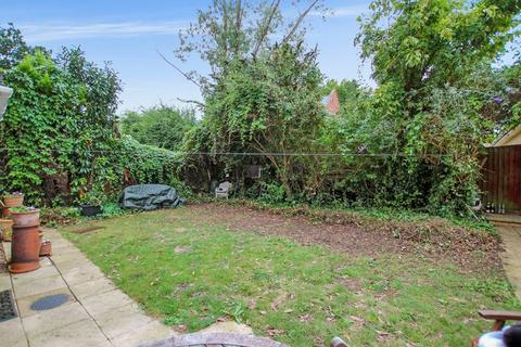 15 Coopers Drive, Dartford, DA2 7WS