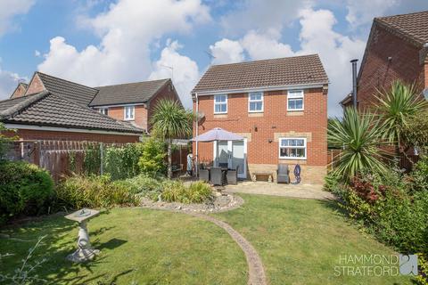 19 Ash Close, Hethersett, Norwich, NR9 3RE