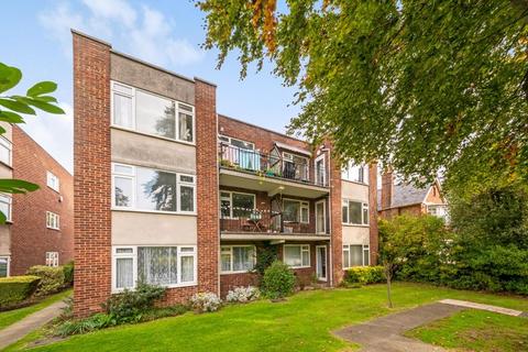 23 Holmbury Manor, Sidcup, DA14 6DF