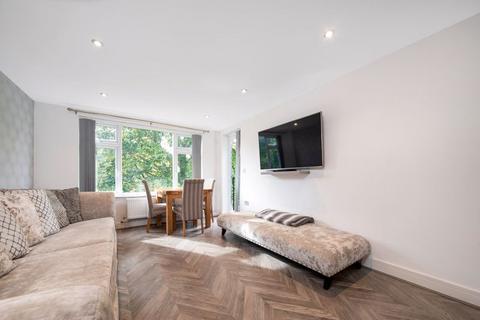23 Holmbury Manor, Sidcup, DA14 6DF