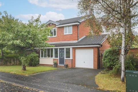 3 bedroom detached house for sale, Yetlington Drive, Gosforth, Newcastle Upon Tyne